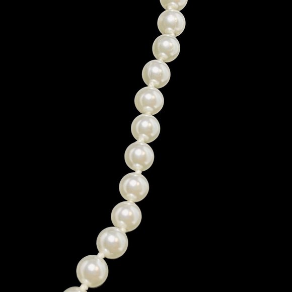 Vintage Faux Pearl Necklace (4858) - Picture 4 of 5